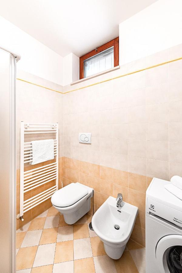Residence Sole T29 Apartment By Wonderful Italy Σιρμιόνε Εξωτερικό φωτογραφία